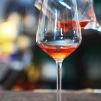 Le Tavel, ce vin rosé à la couleur si particulière