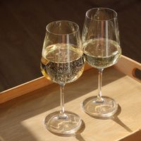 Qu'est-ce qu'un vin pet-nat ? Tout ce que vous devez savoir sur les pétillants naturels