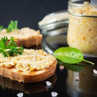 Beaujolais Nouveau : idée apéro pour le jour J- rillettes de poulet maison