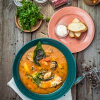 Soupe de poisson bouillabaisse et Bandol rosé